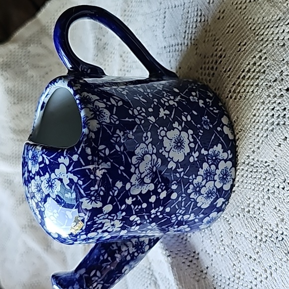 Blue Floral Ceramic Watering Can - Picture 3 of 9